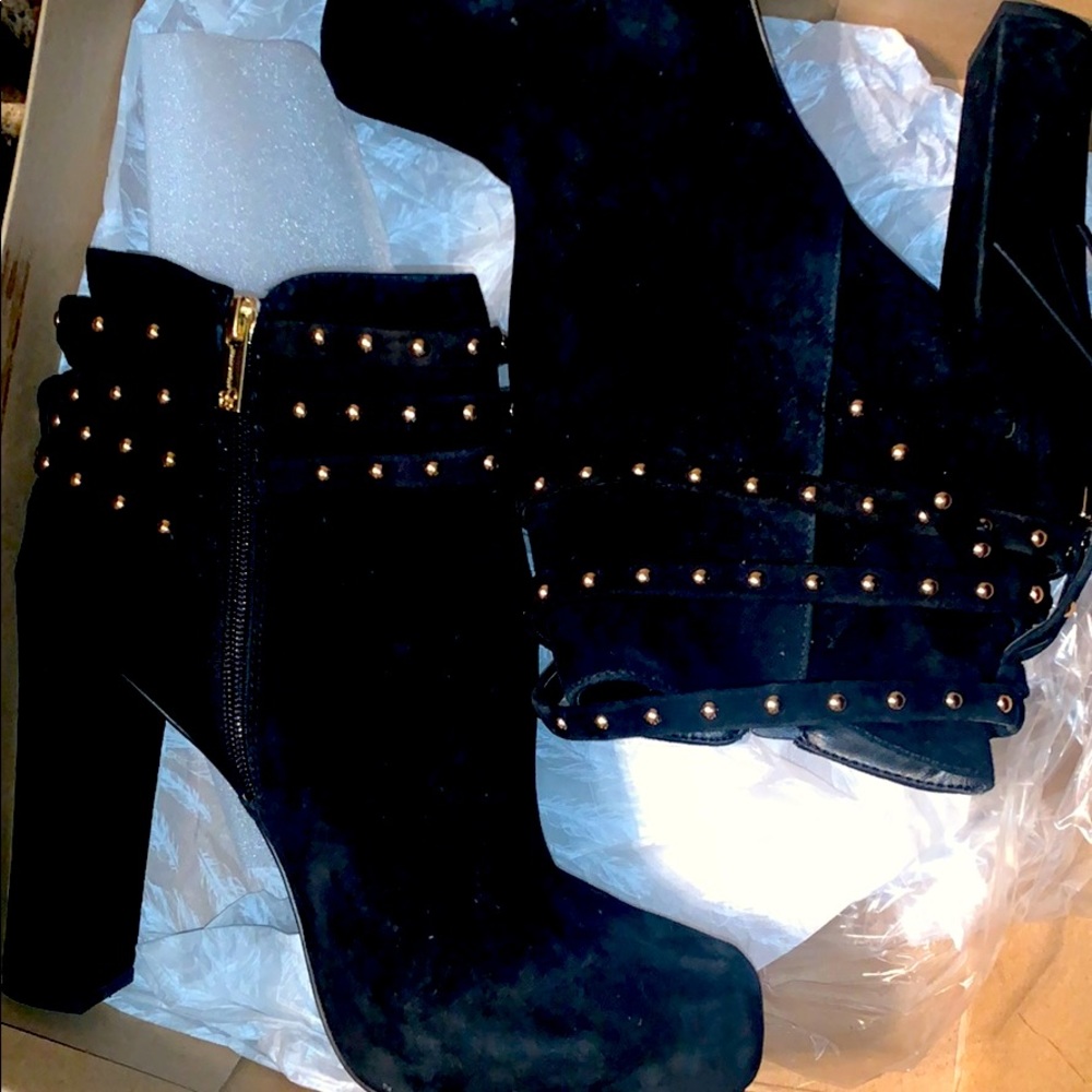 Jessica Simpson Marguerit Suede Tassle Boot